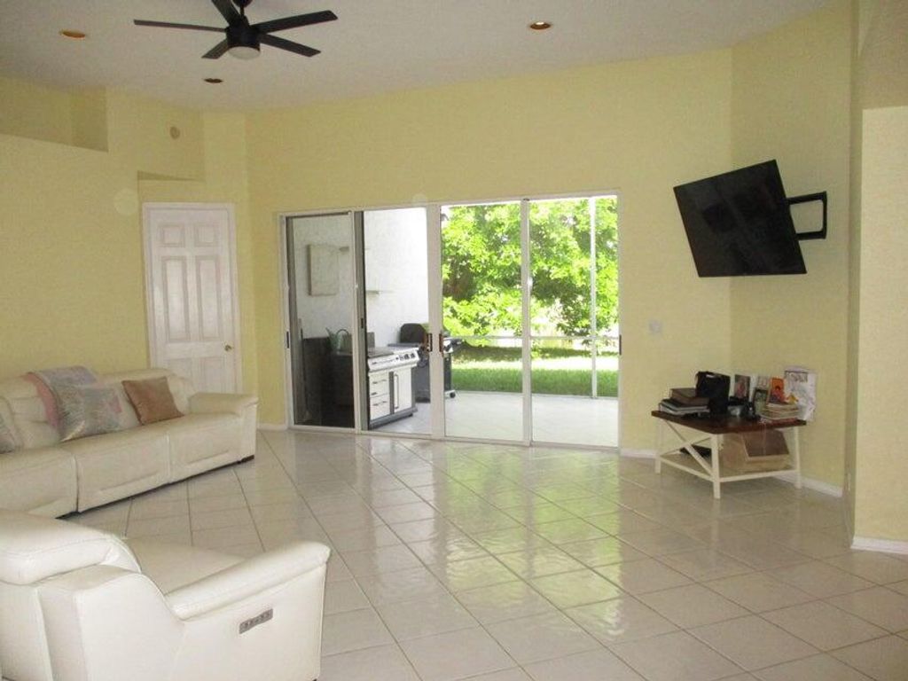 Photo of 21759 Westmont Court, Boca Raton, FL 33428 (MLS # R10973857)