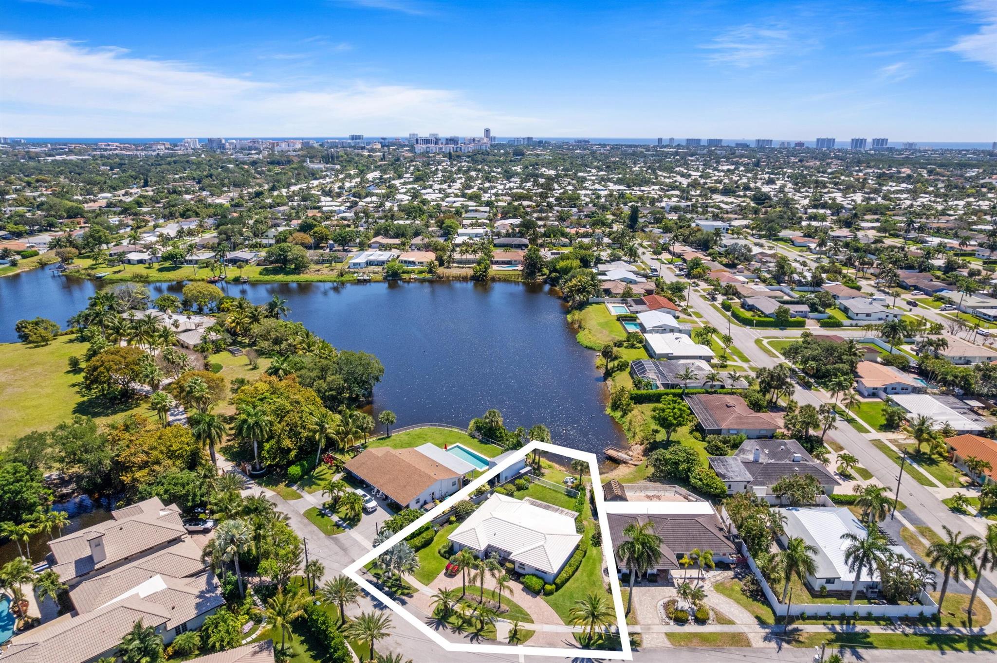 998 SW 11th Court