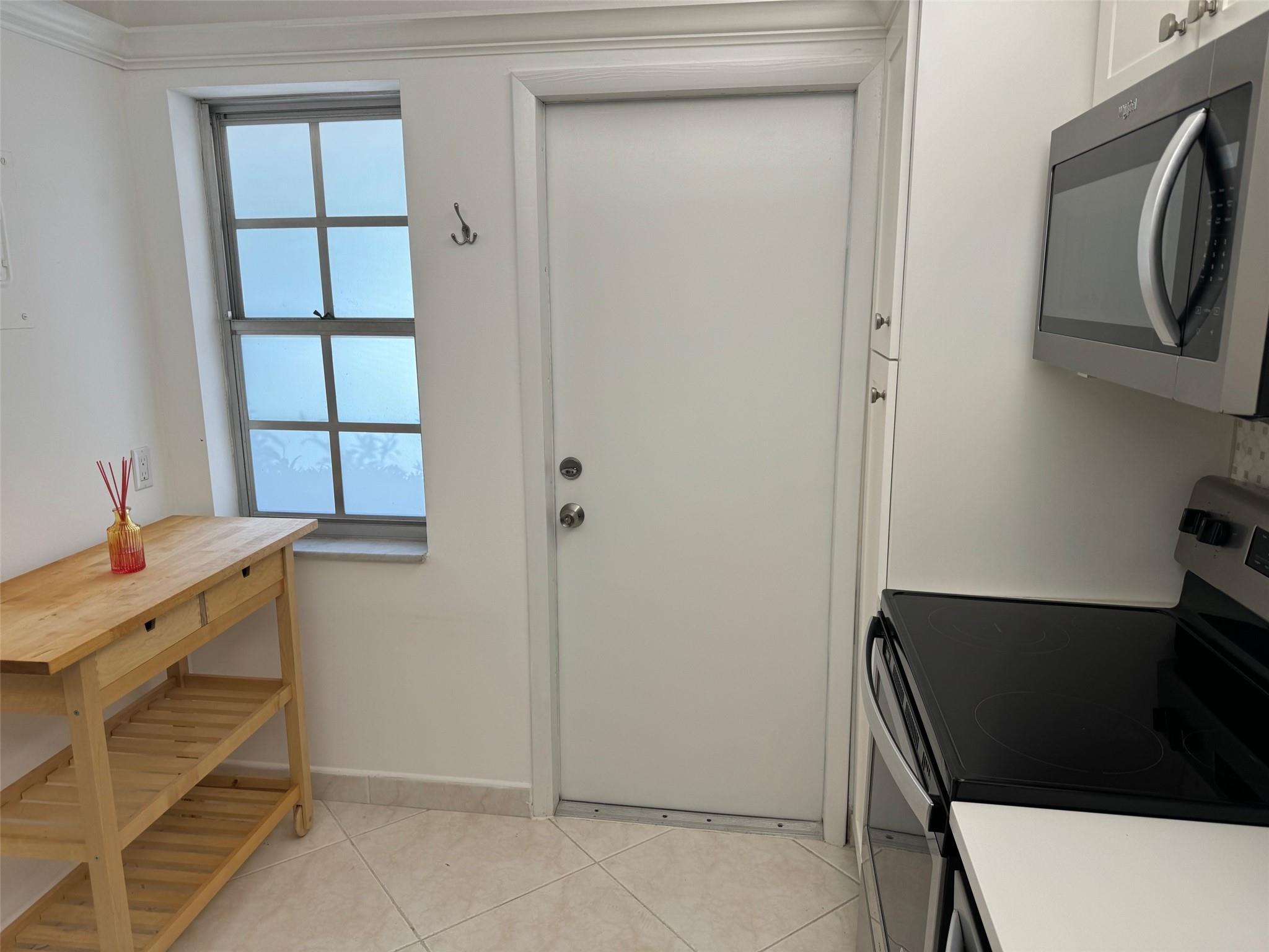 PALM AIRE COUNTRY CLUB AP - Residential