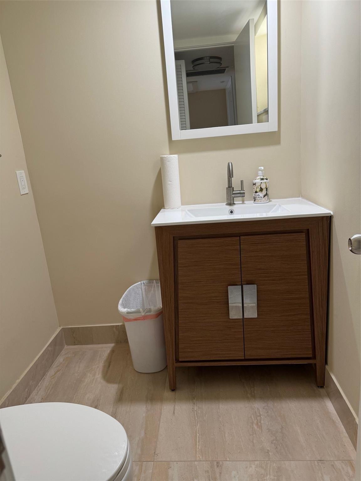 PALM AIRE COUNTRY CLUB AP - Residential