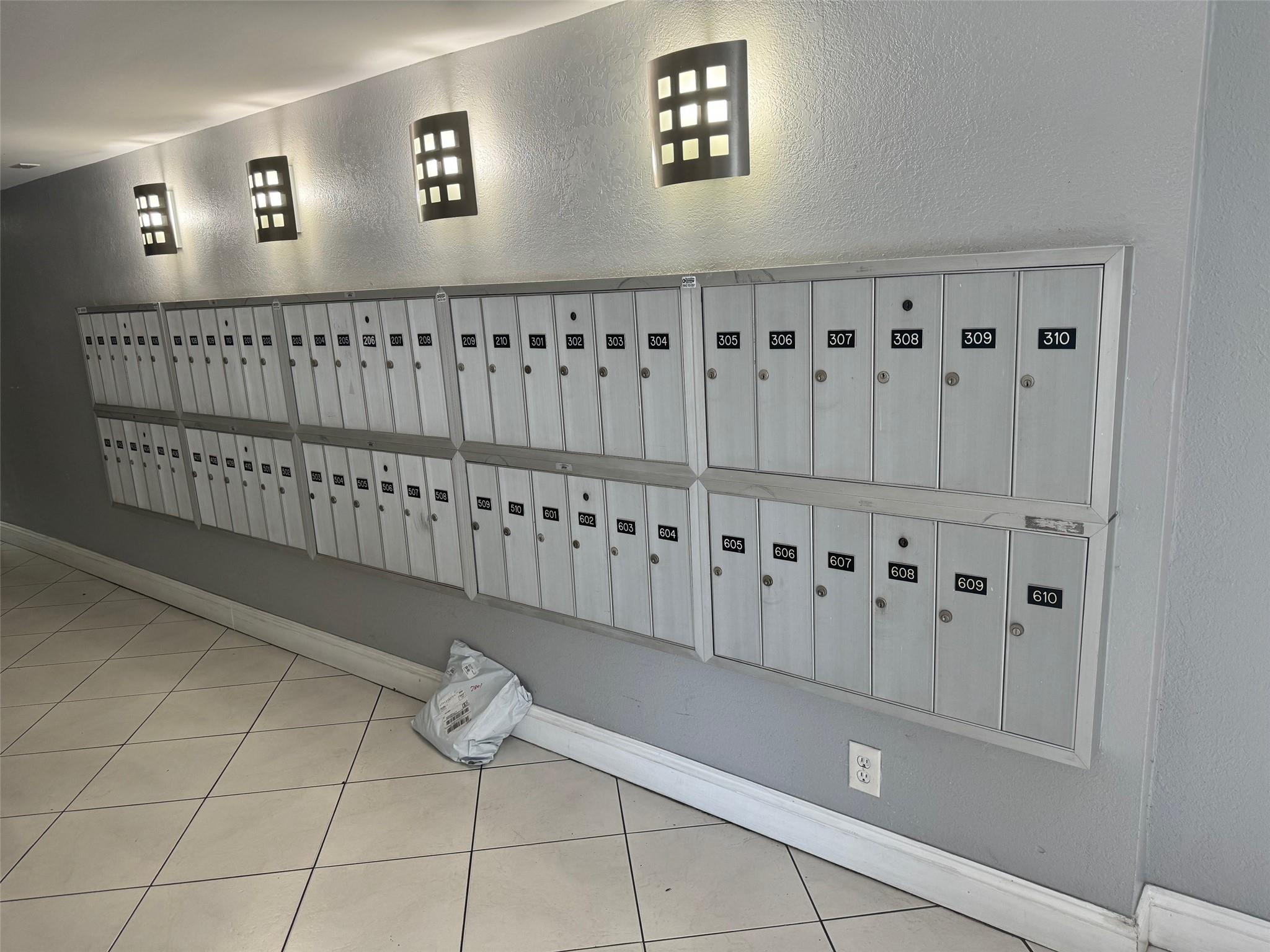 PALM AIRE COUNTRY CLUB AP - Residential