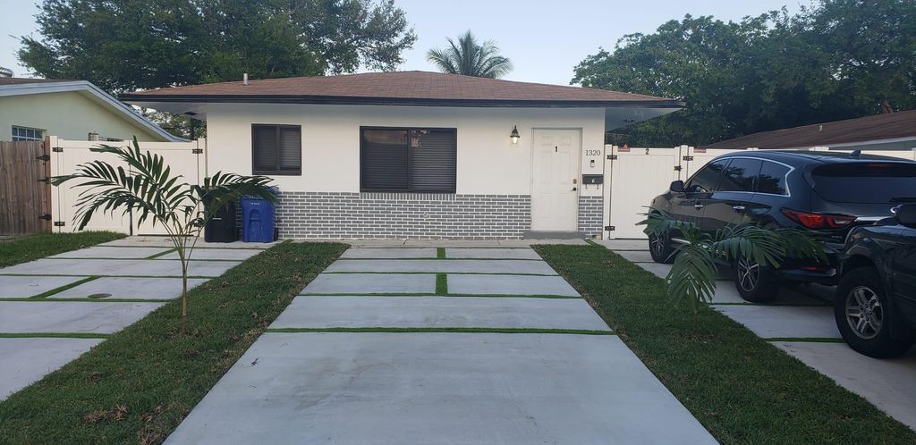 Photo of 1320 SW 34th Avenue #Unit 1, Fort Lauderdale, FL 33312 (MLS # B26009413)