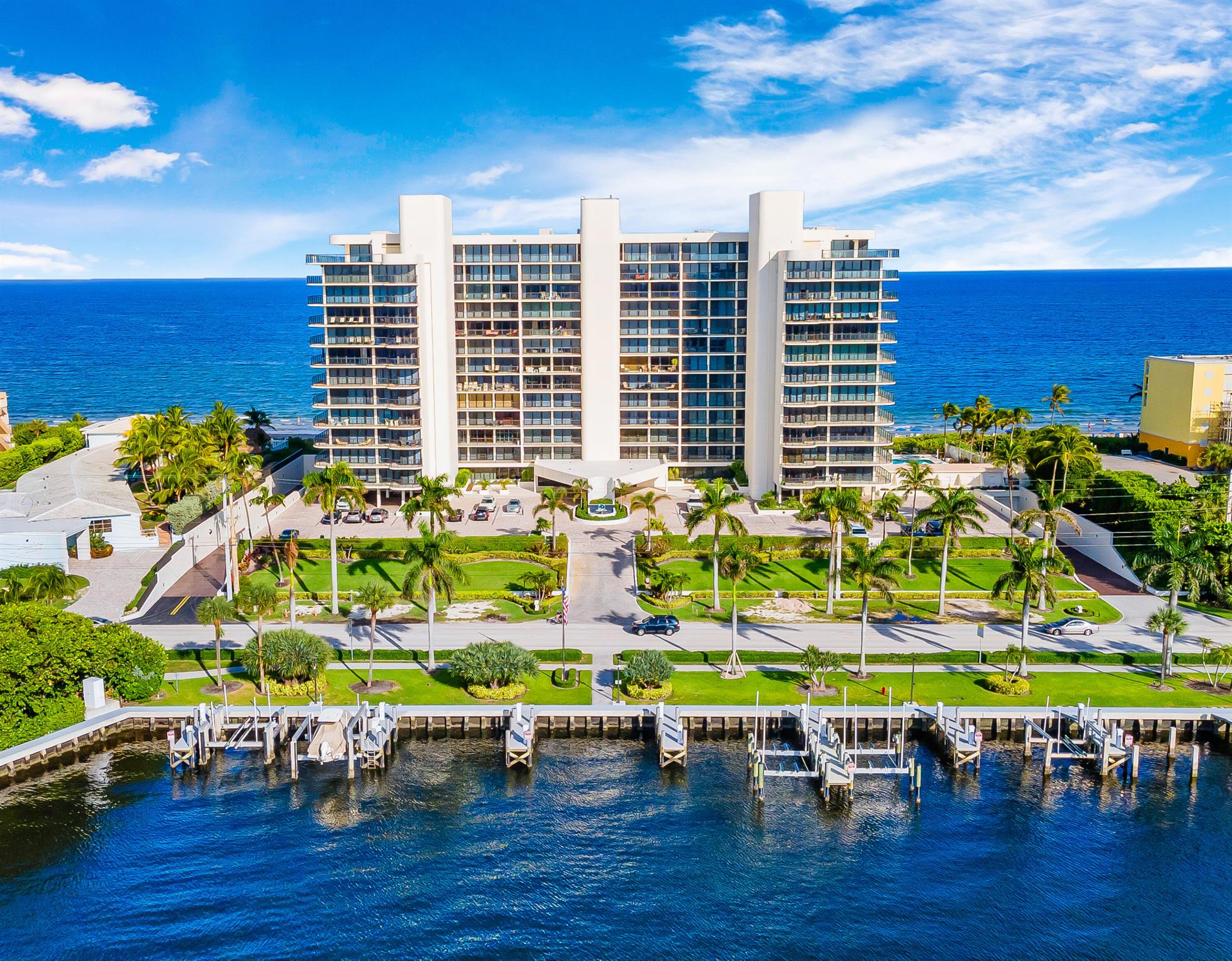 VILLA MAGNA CONDO - Residential