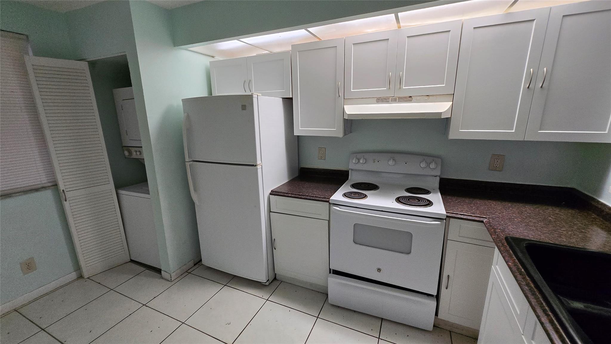 2501 NW 56th Ave 103