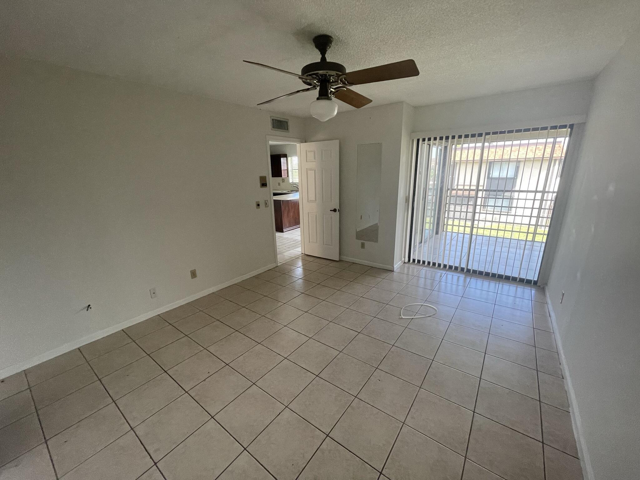 SHERWOOD VILLAGE CONDO - Residential Lease