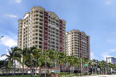 Photo of 2011 N OCEAN Boulevard #205, Fort Lauderdale, FL 33305 (MLS # B26088345)