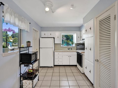 Tiny photo for 2600 NE 21st Street, Fort Lauderdale, FL 33305 (MLS # B26089391)