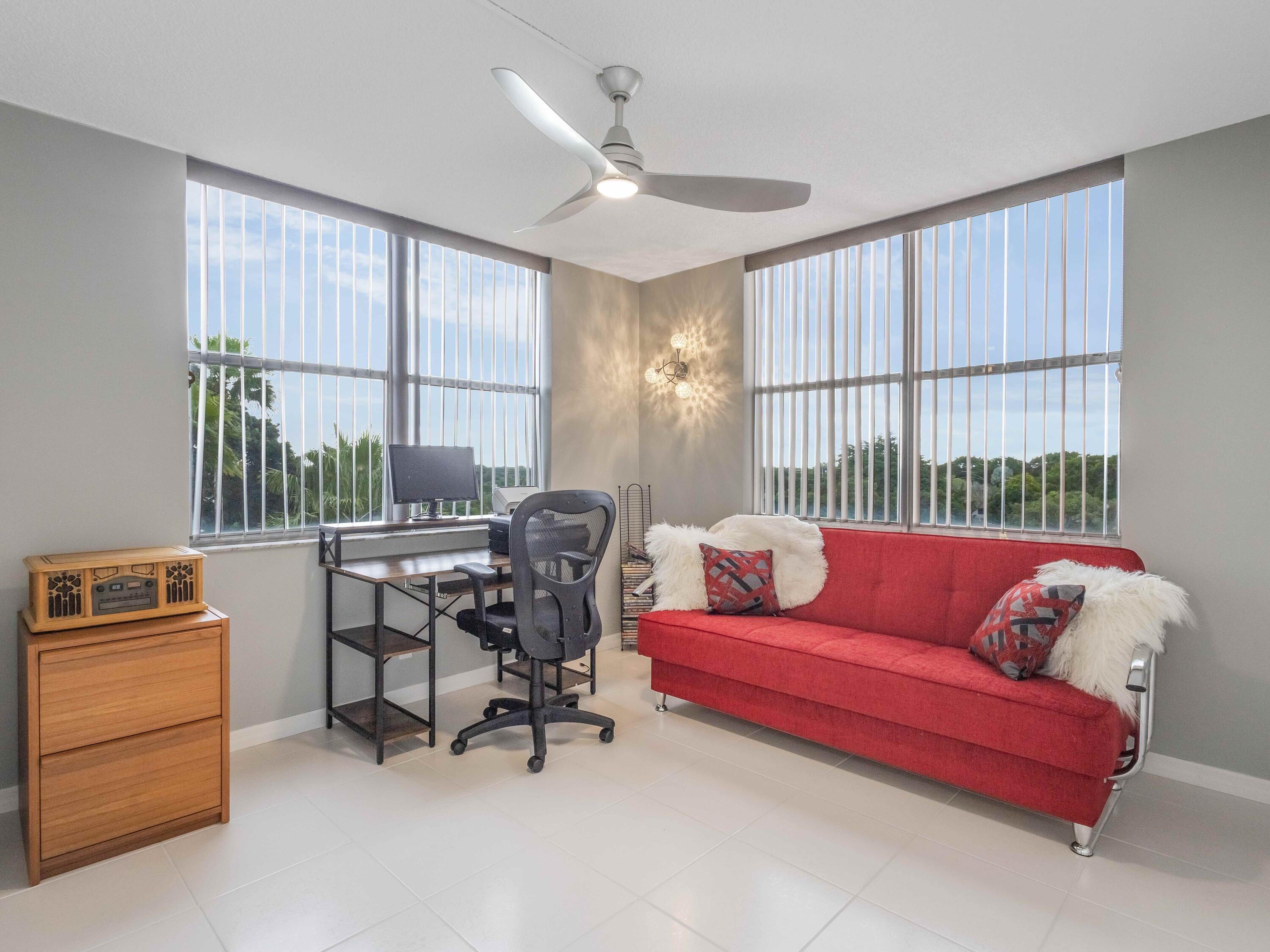 VILLAGES OF ORIOLE BONAIR - Residential