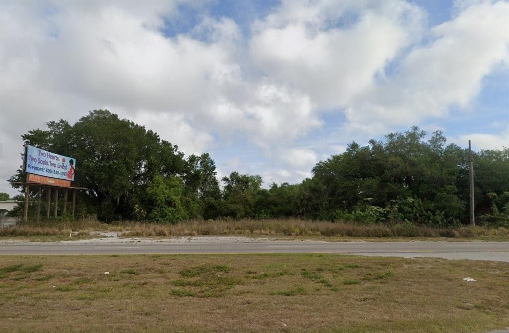 VACANT COMMERCIAL/INDUSTRIAL LAND READY TO GO. THERE IS A BILLBOARD ON THE PROPERTY OWNED
BY LAMAR (NO CONTRACT)