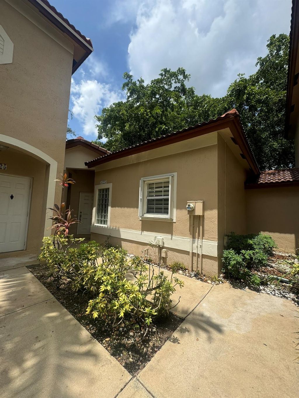 Photo of 16223 Emerald Cove Road #16223, Weston, FL 33331 (MLS # F10456326)
