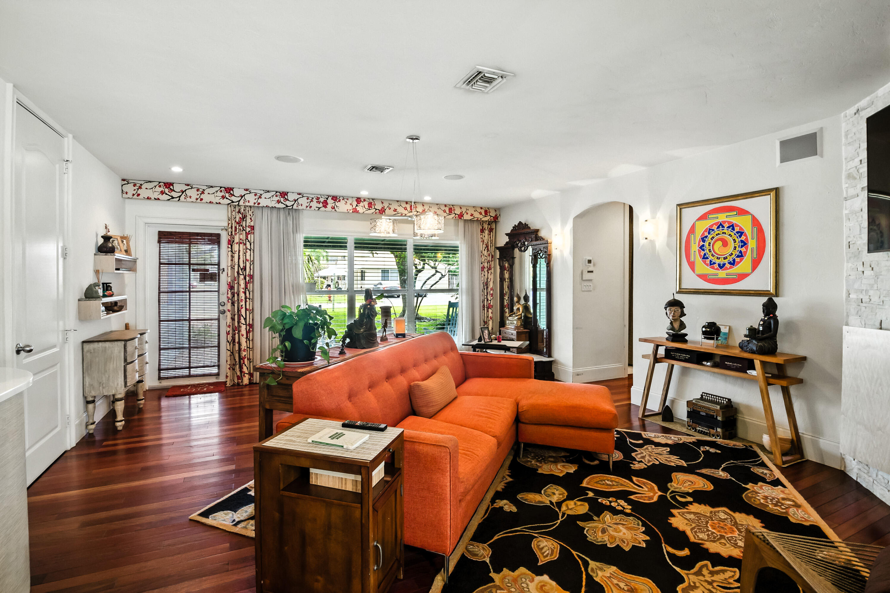 Lauder Lake - Residential