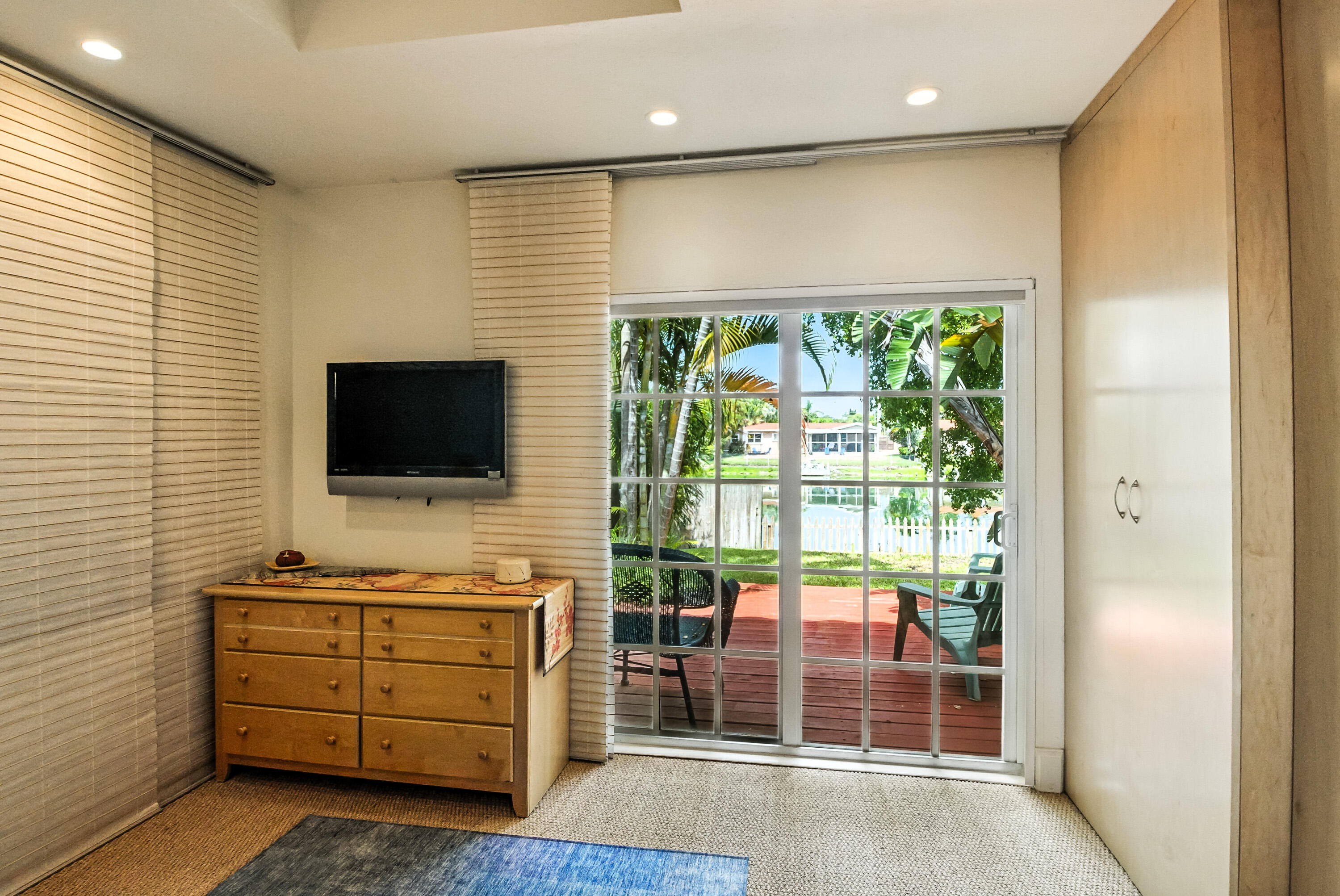 Lauder Lake - Residential