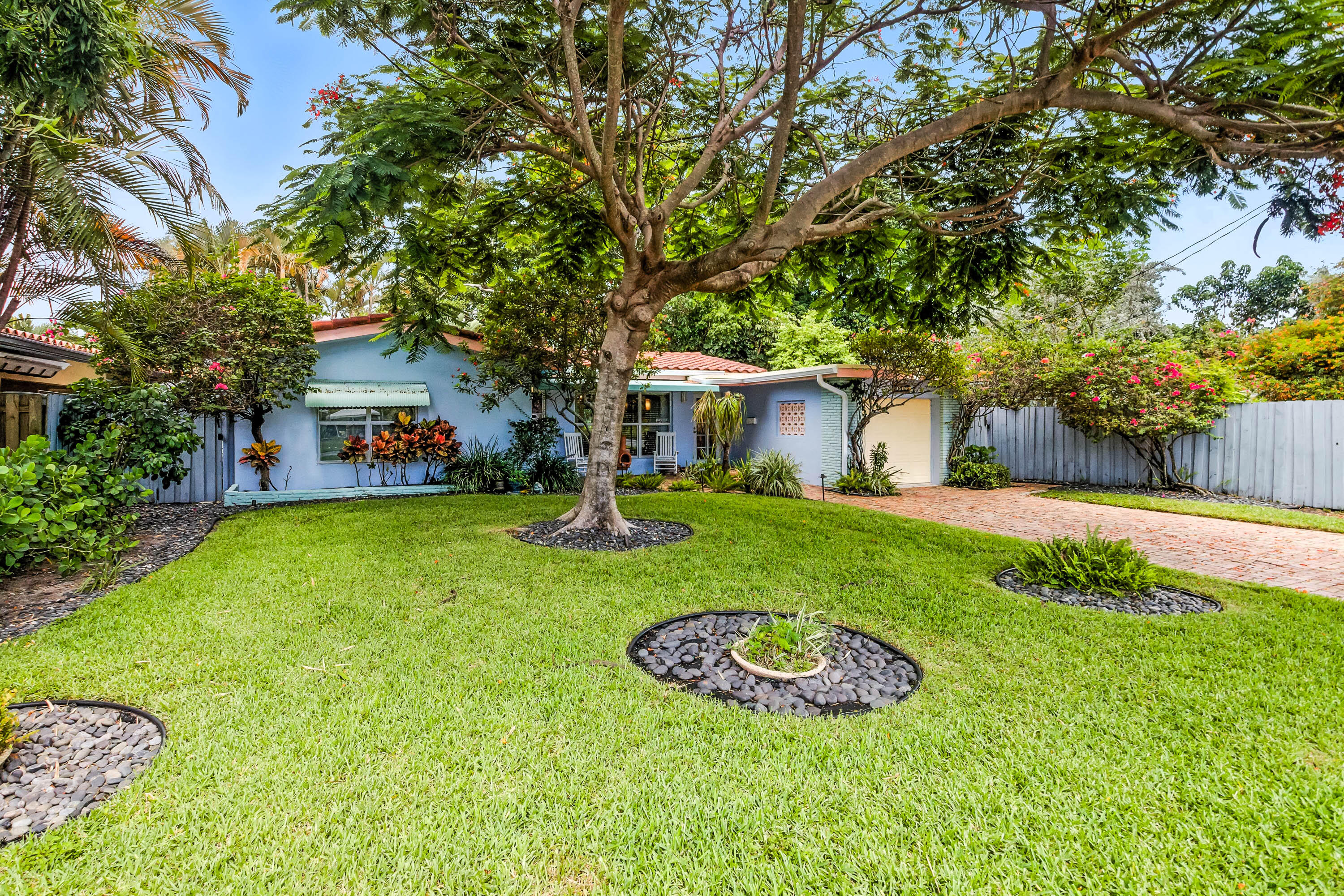 Lauder Lake - Residential