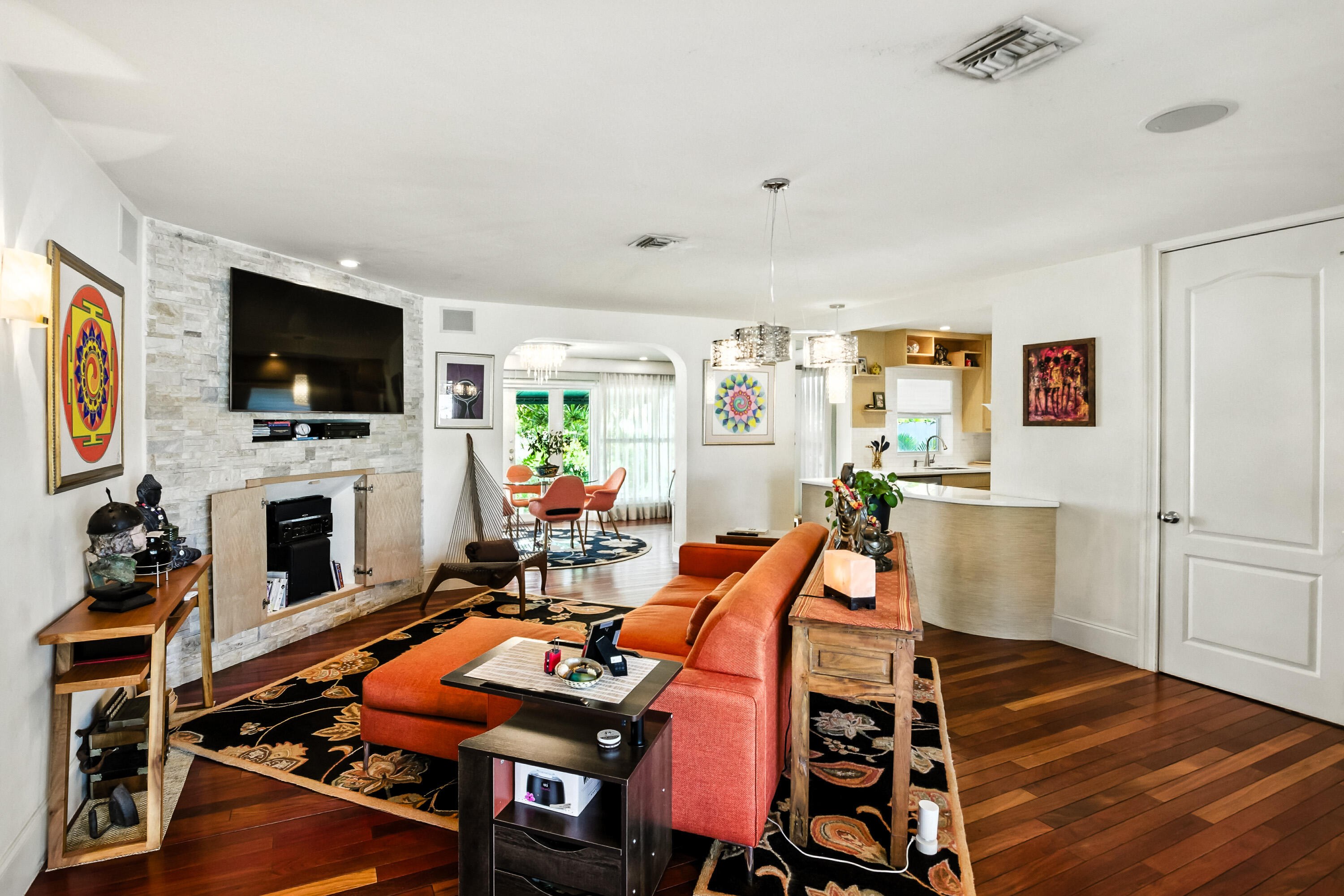 Lauder Lake - Residential