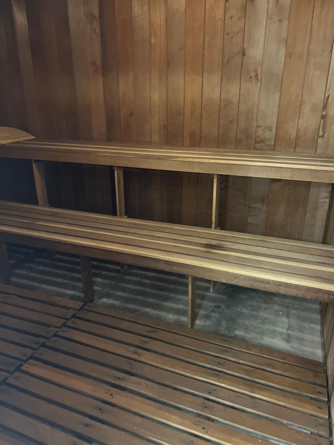 LE CHATEAU ROYAL CONDO - Residential Lease