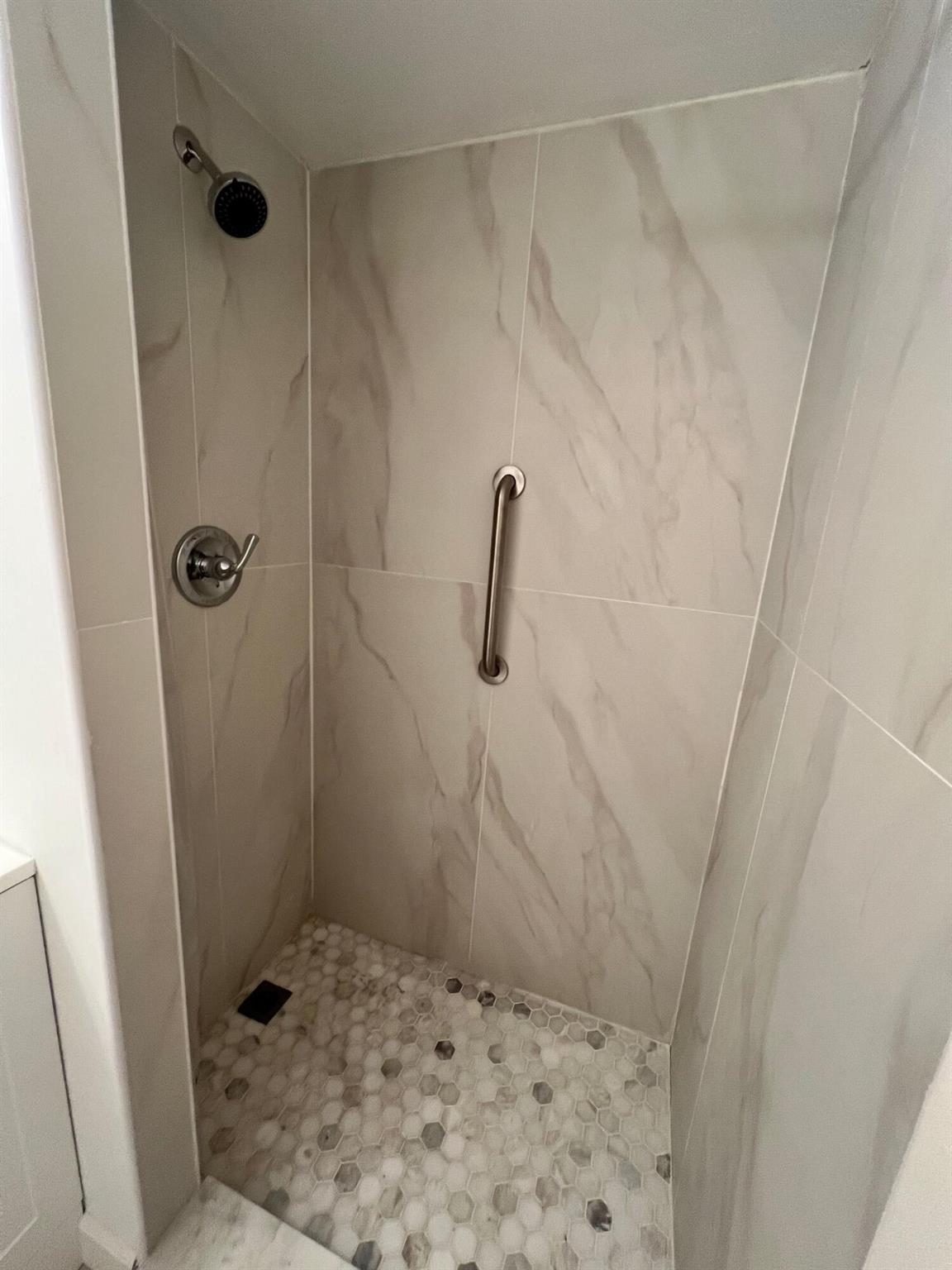 LE CHATEAU ROYAL CONDO - Residential Lease