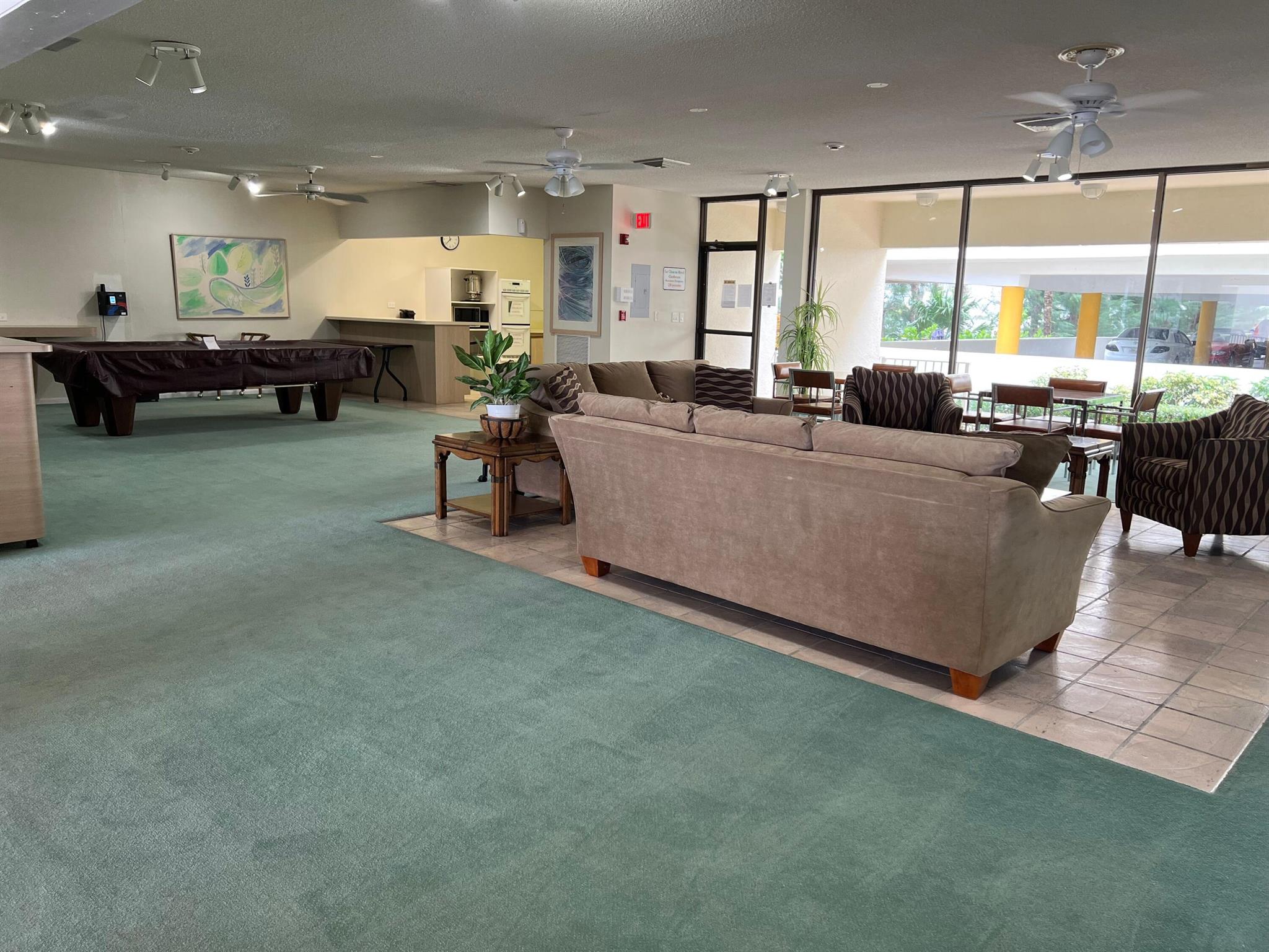 LE CHATEAU ROYAL CONDO - Residential Lease