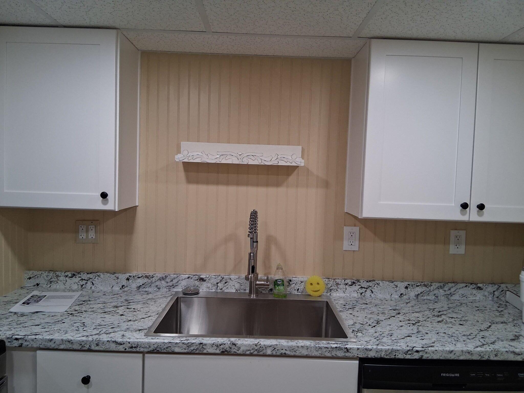 LE CHATEAU ROYAL CONDO - Residential Lease