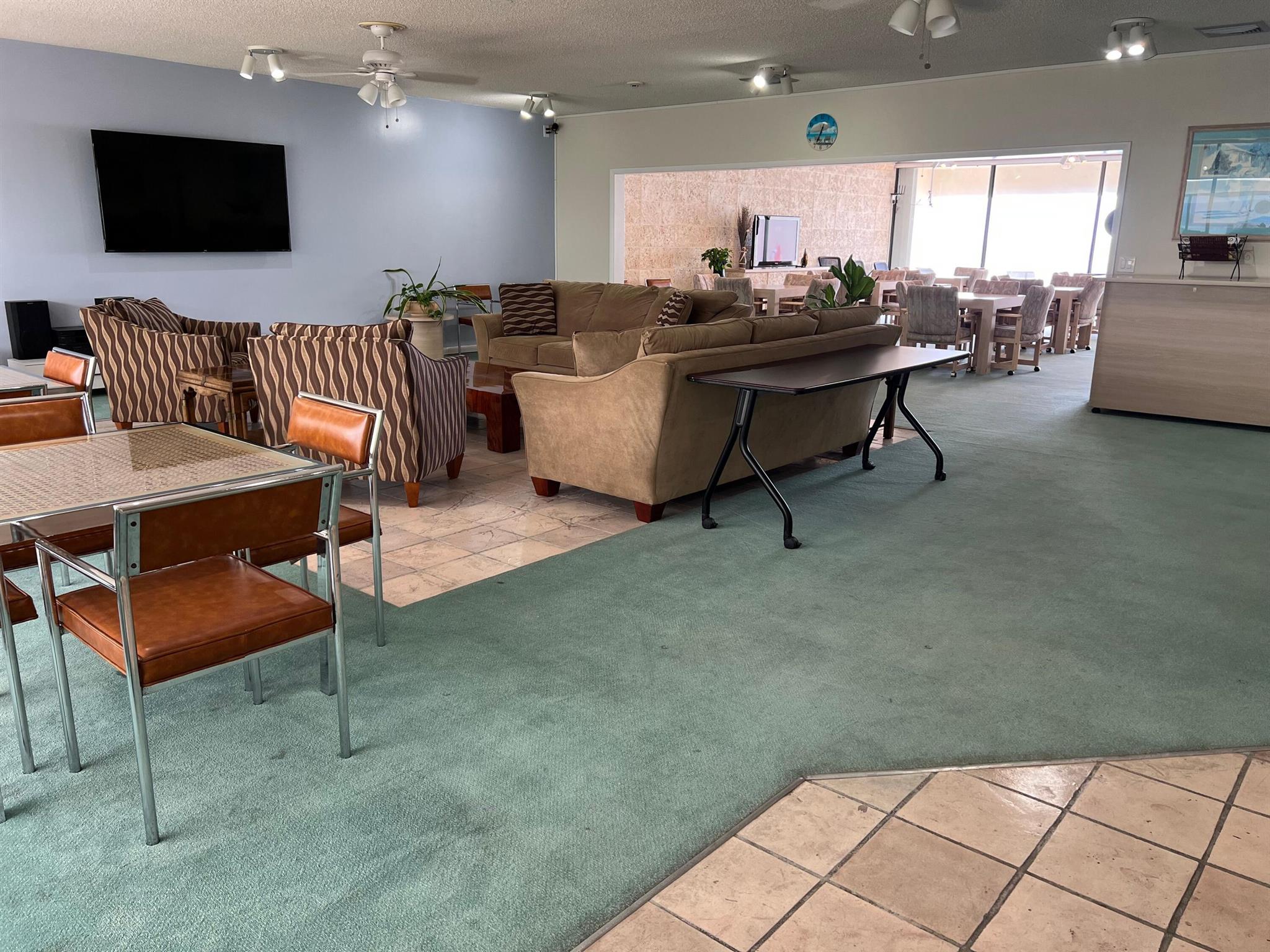 LE CHATEAU ROYAL CONDO - Residential Lease