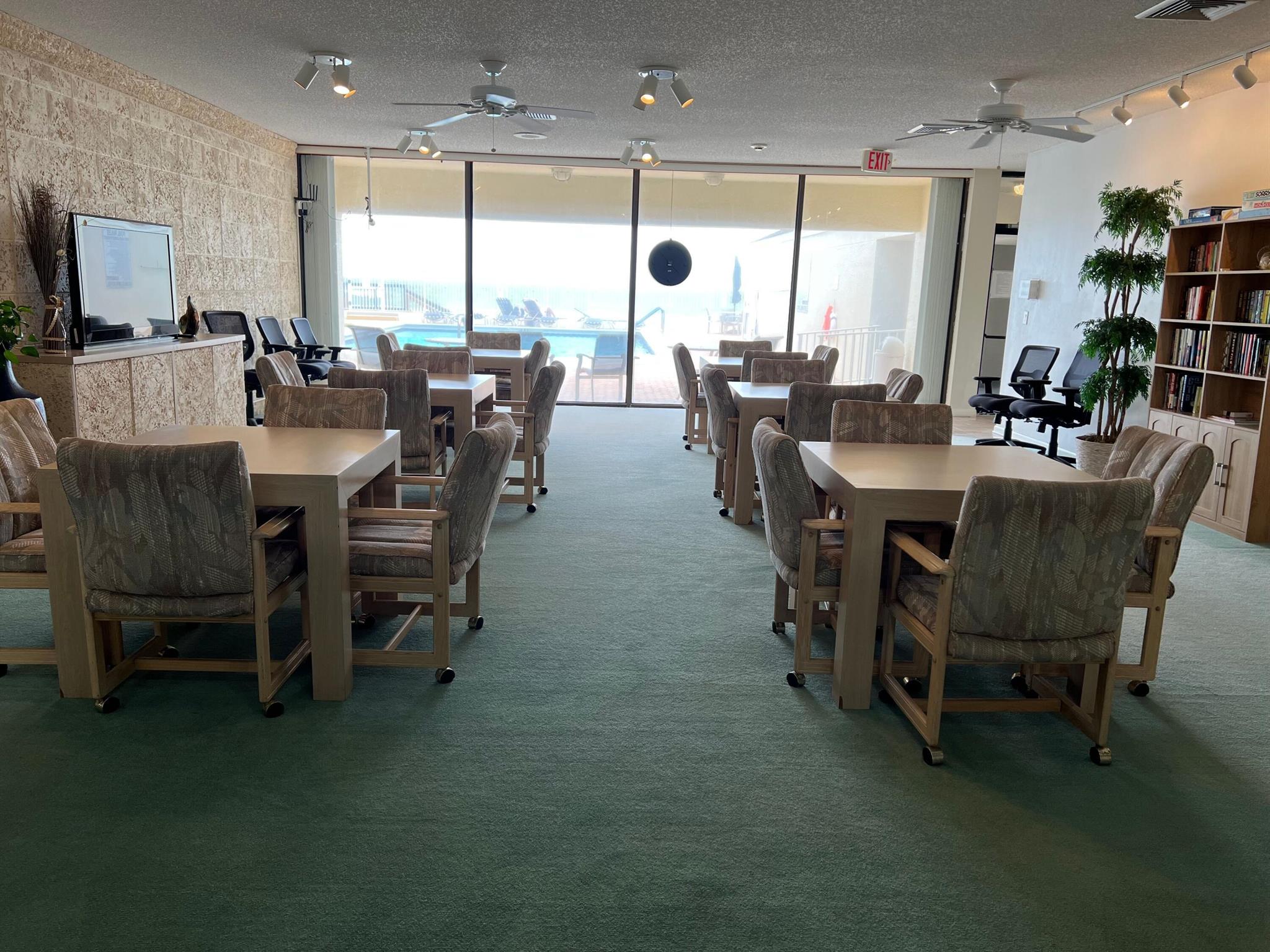 LE CHATEAU ROYAL CONDO - Residential Lease