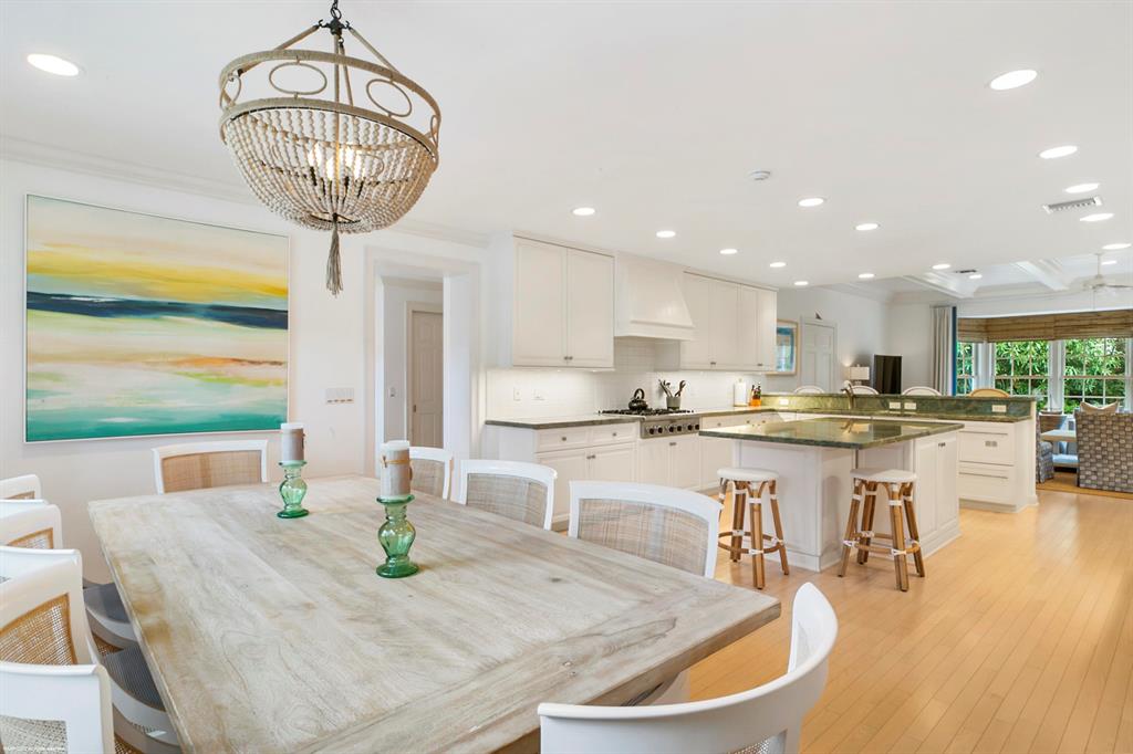 ISLAND BEACH THE REVISED - Residential