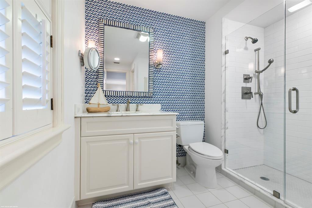 ISLAND BEACH THE REVISED - Residential