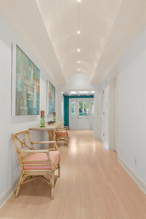 ISLAND BEACH THE REVISED - Residential