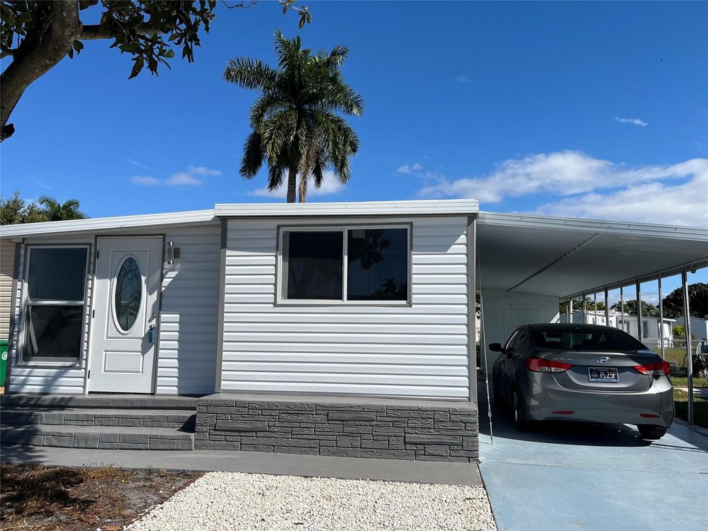 Photo of 1720 SW 85th Avenue, Davie, FL 33324 (MLS # F10550057)