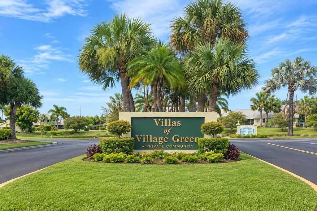 Photo of 1417 SE COLCHESTER Circle, Port Saint Lucie, FL 34952 (MLS # B26060544)