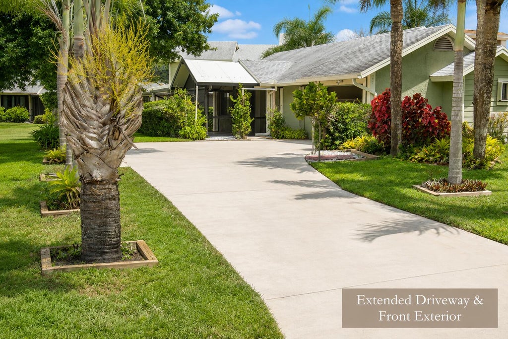 Photo of 1417 SE COLCHESTER Circle, Port Saint Lucie, FL 34952 (MLS # B26060544)