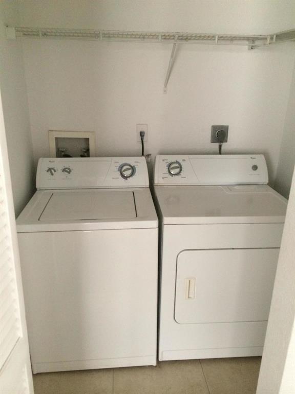 PALM BEACH GRANDE - Residential