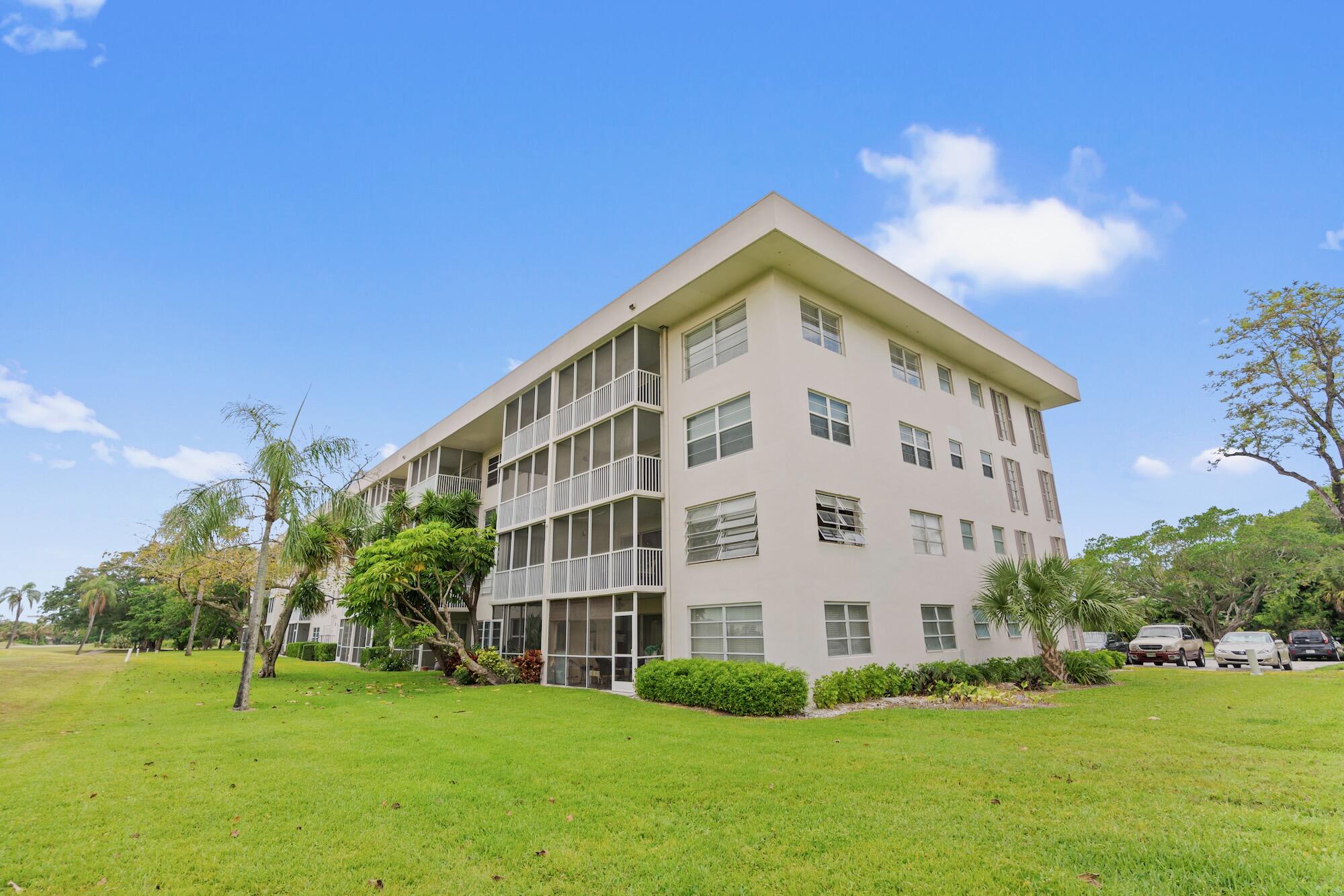 2900 N Palm Aire Drive 106