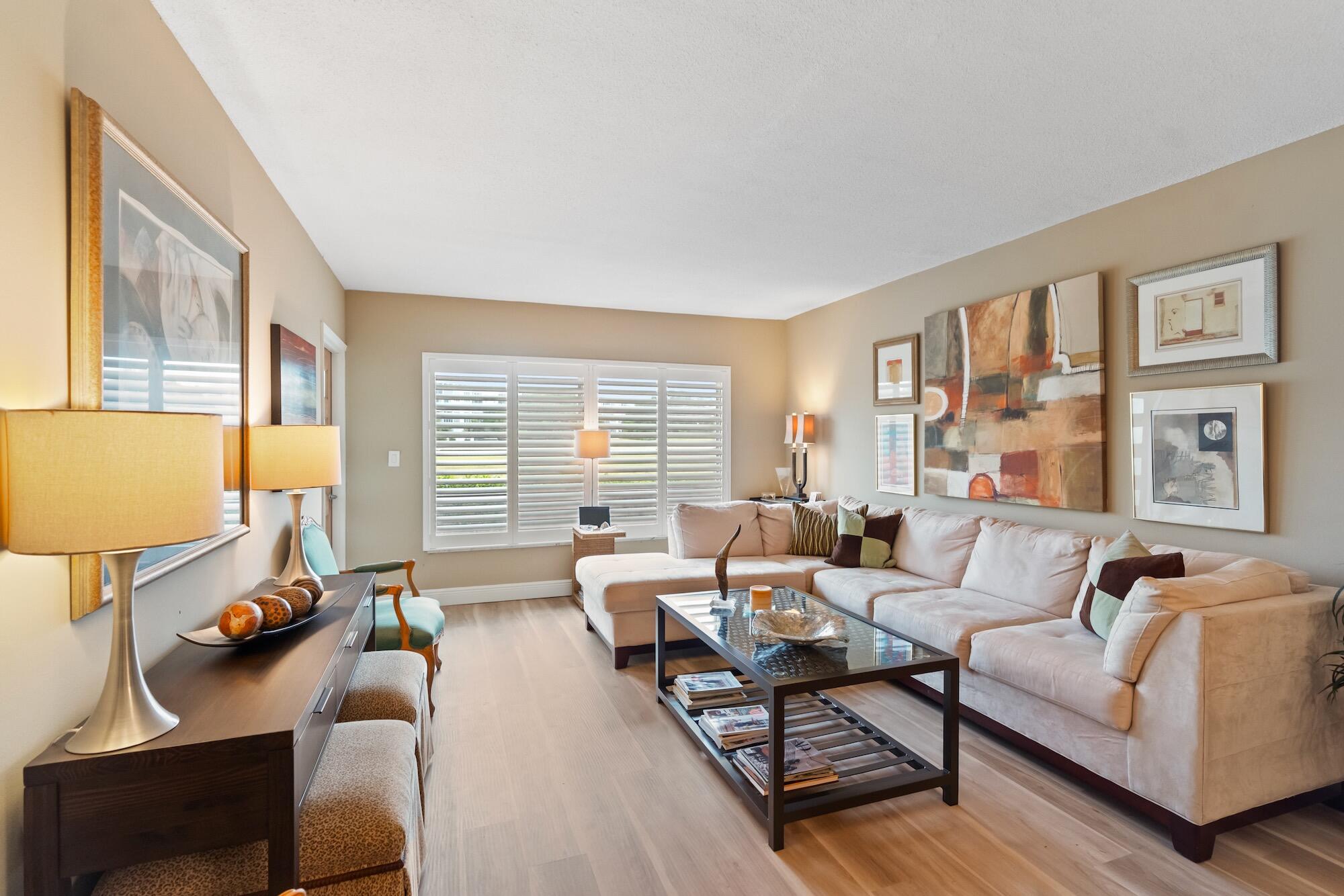 NO 3 PALM-AIRE COUNTRY CLUB - Residential