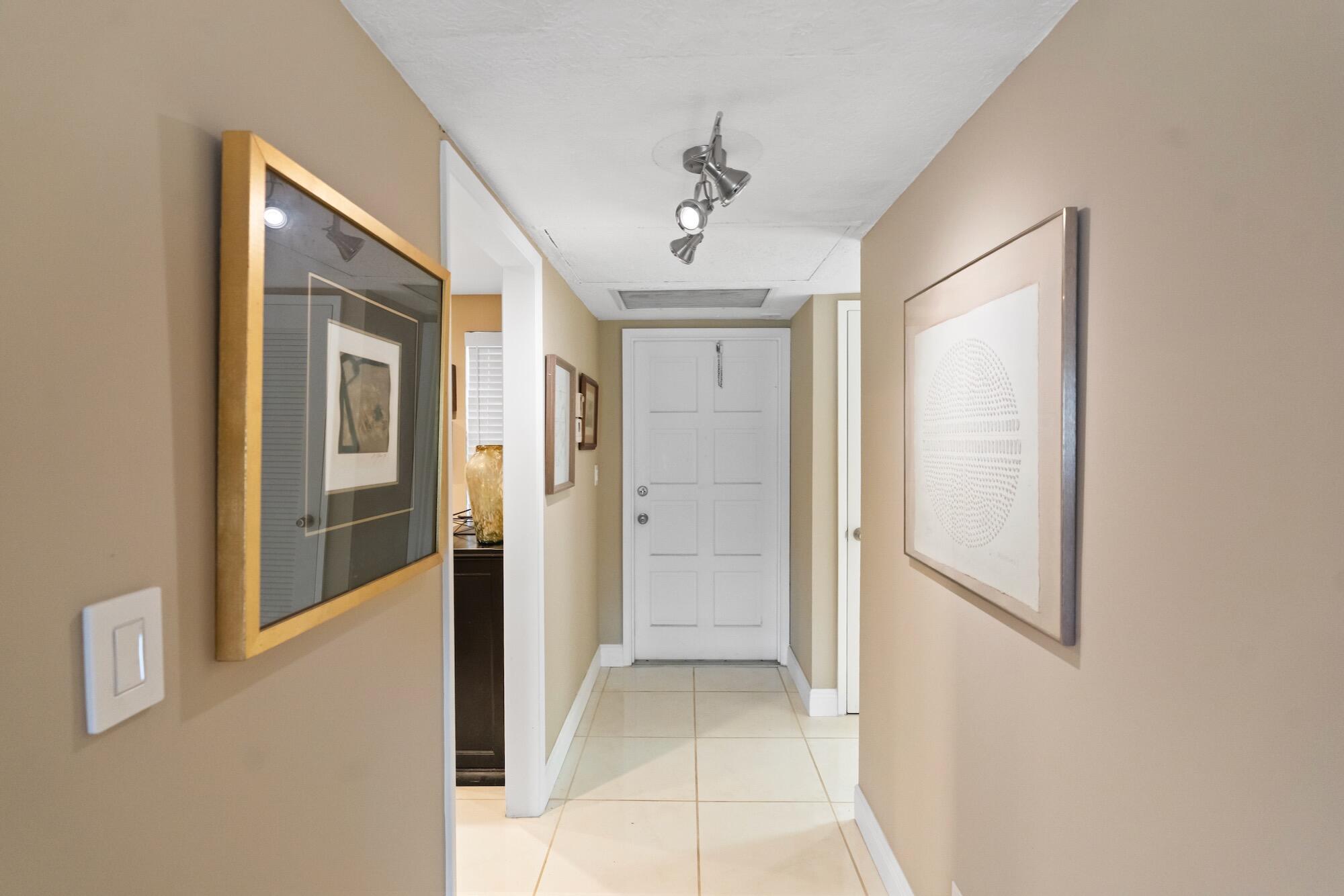 NO 3 PALM-AIRE COUNTRY CLUB - Residential