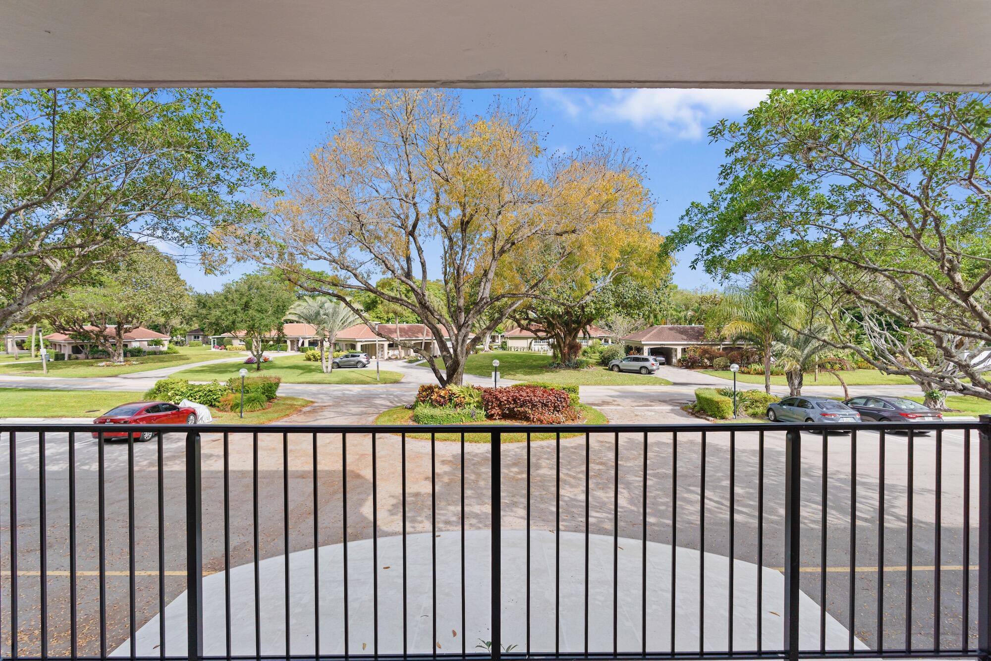 NO 3 PALM-AIRE COUNTRY CLUB - Residential