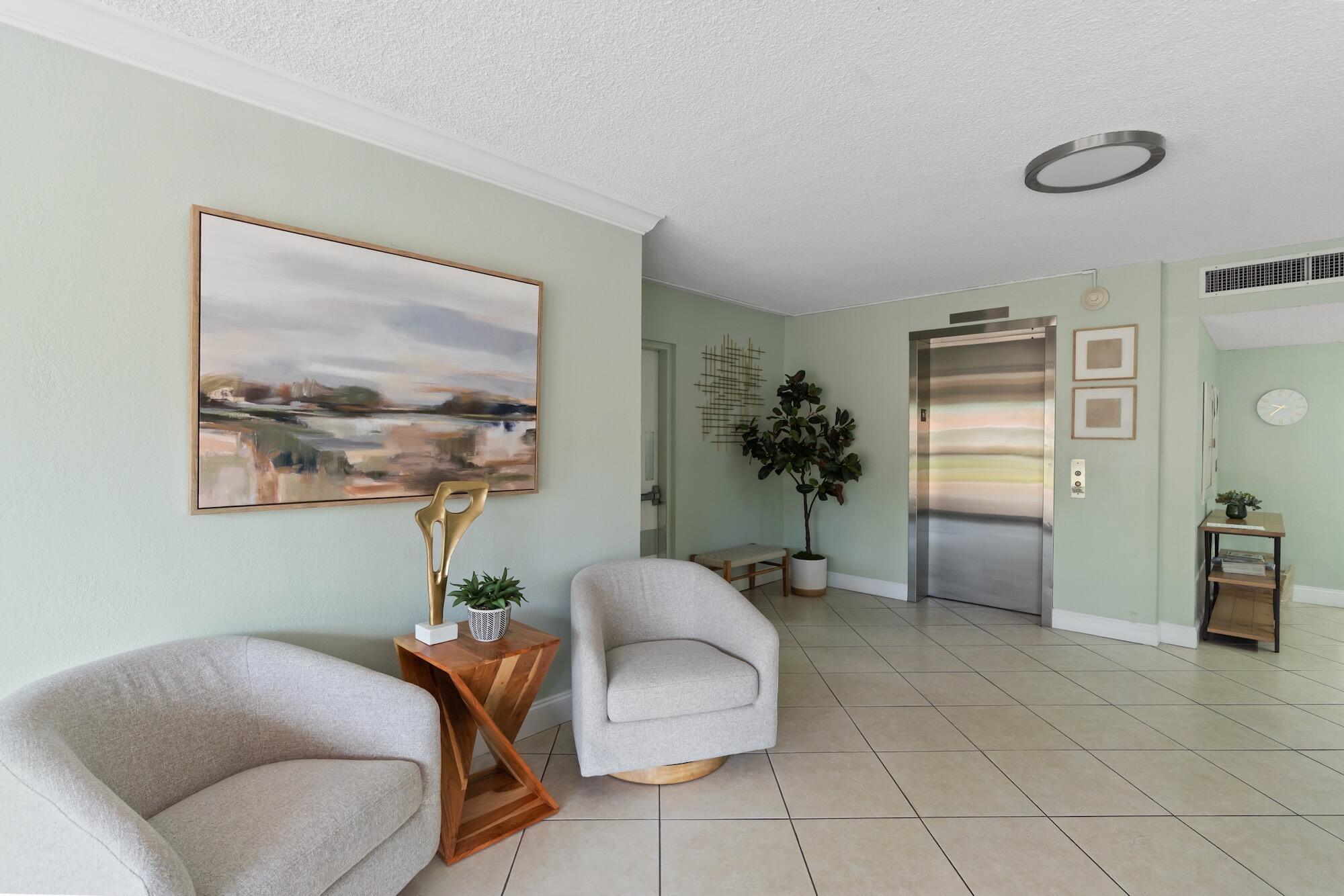 NO 3 PALM-AIRE COUNTRY CLUB - Residential