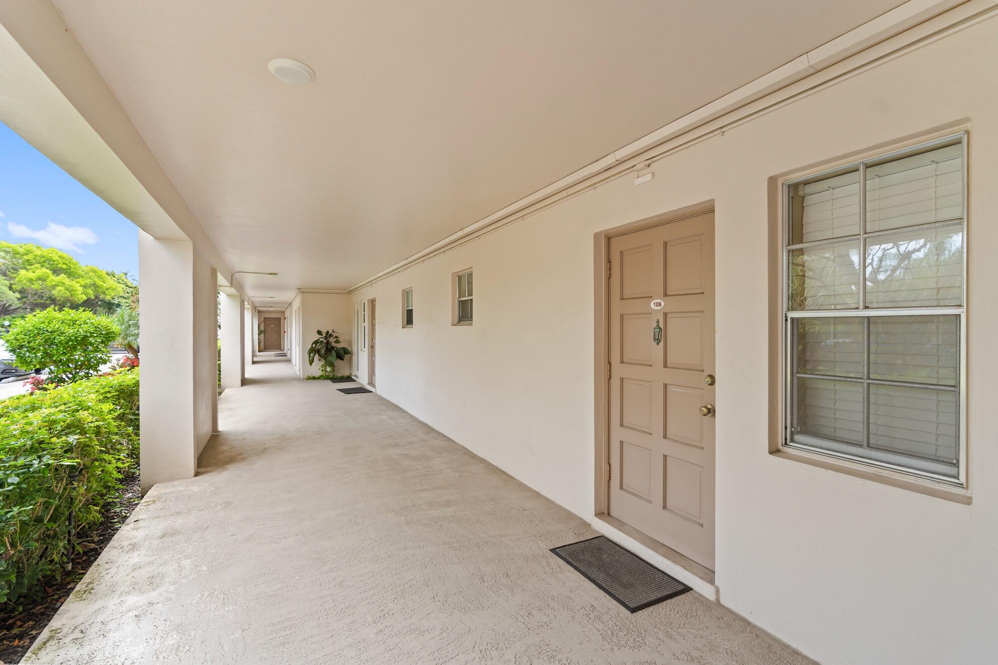 NO 3 PALM-AIRE COUNTRY CLUB - Residential