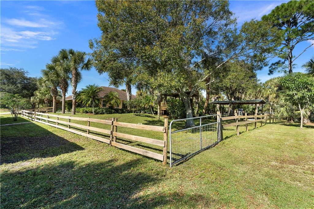 Indian Mound Trails - Residential