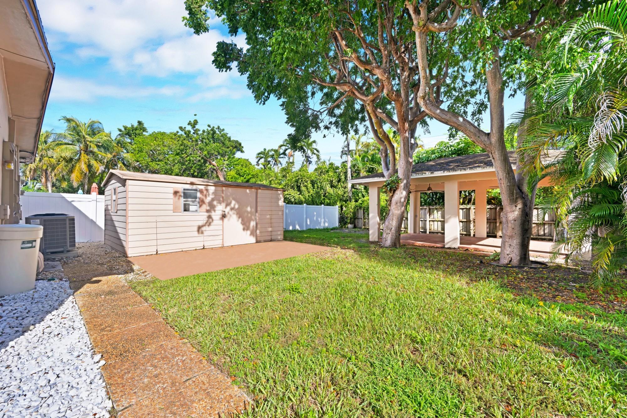 Dania Heights Ext 5-19 B - Residential Lease
