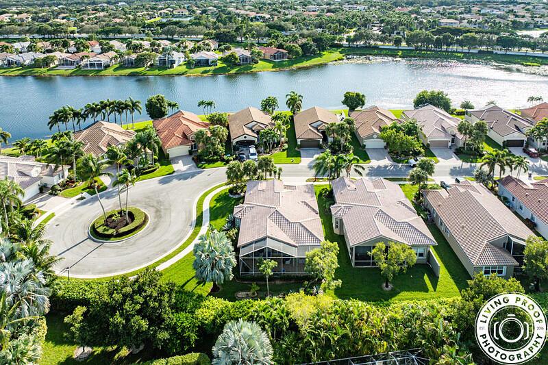 TOWNE PARK TR F - Residential