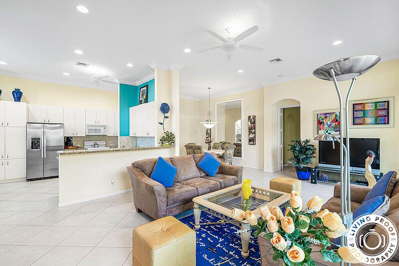 TOWNE PARK TR F - Residential