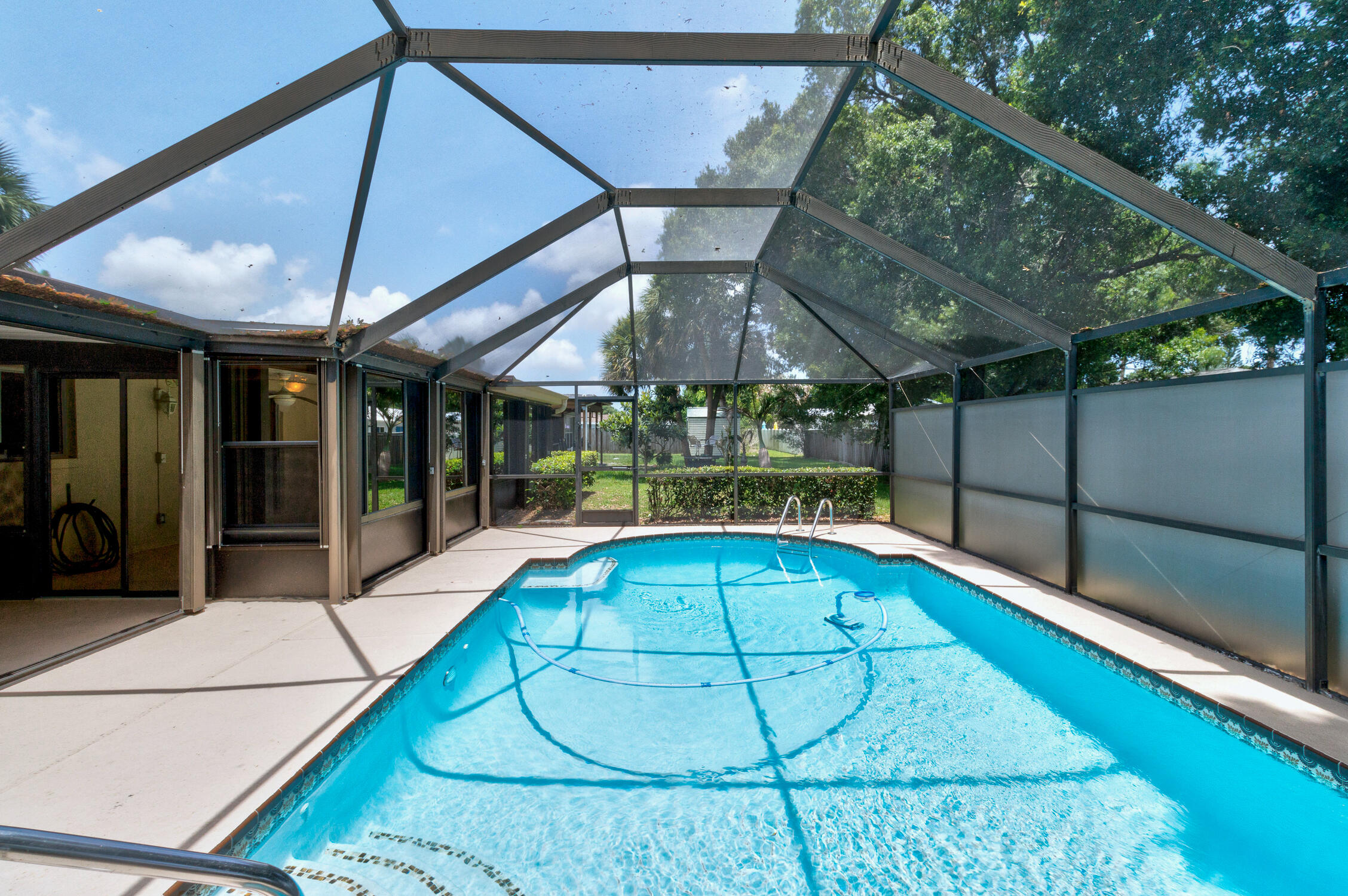 LAURELWOOD UNIT 3 - Residential