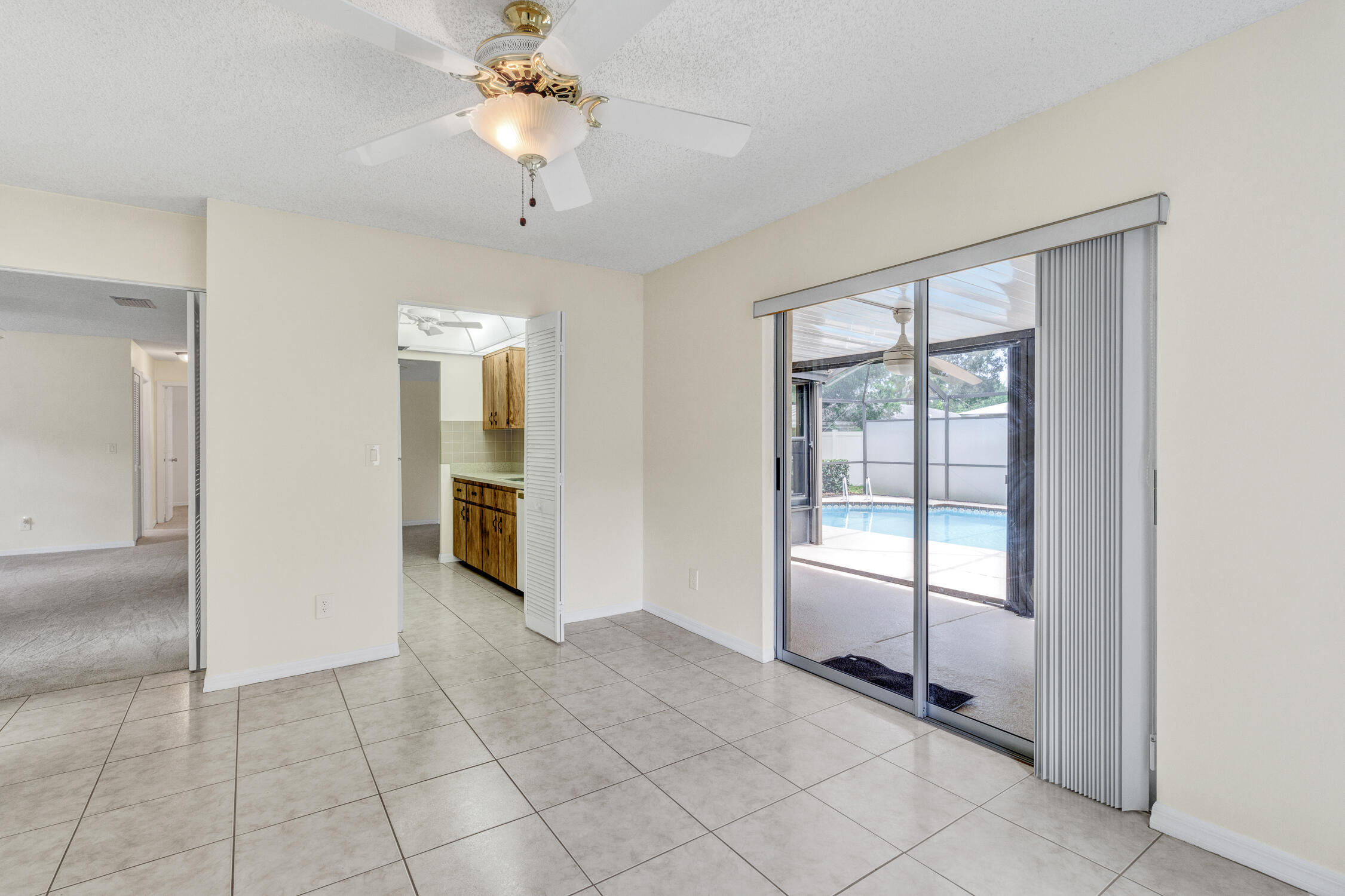 LAURELWOOD UNIT 3 - Residential