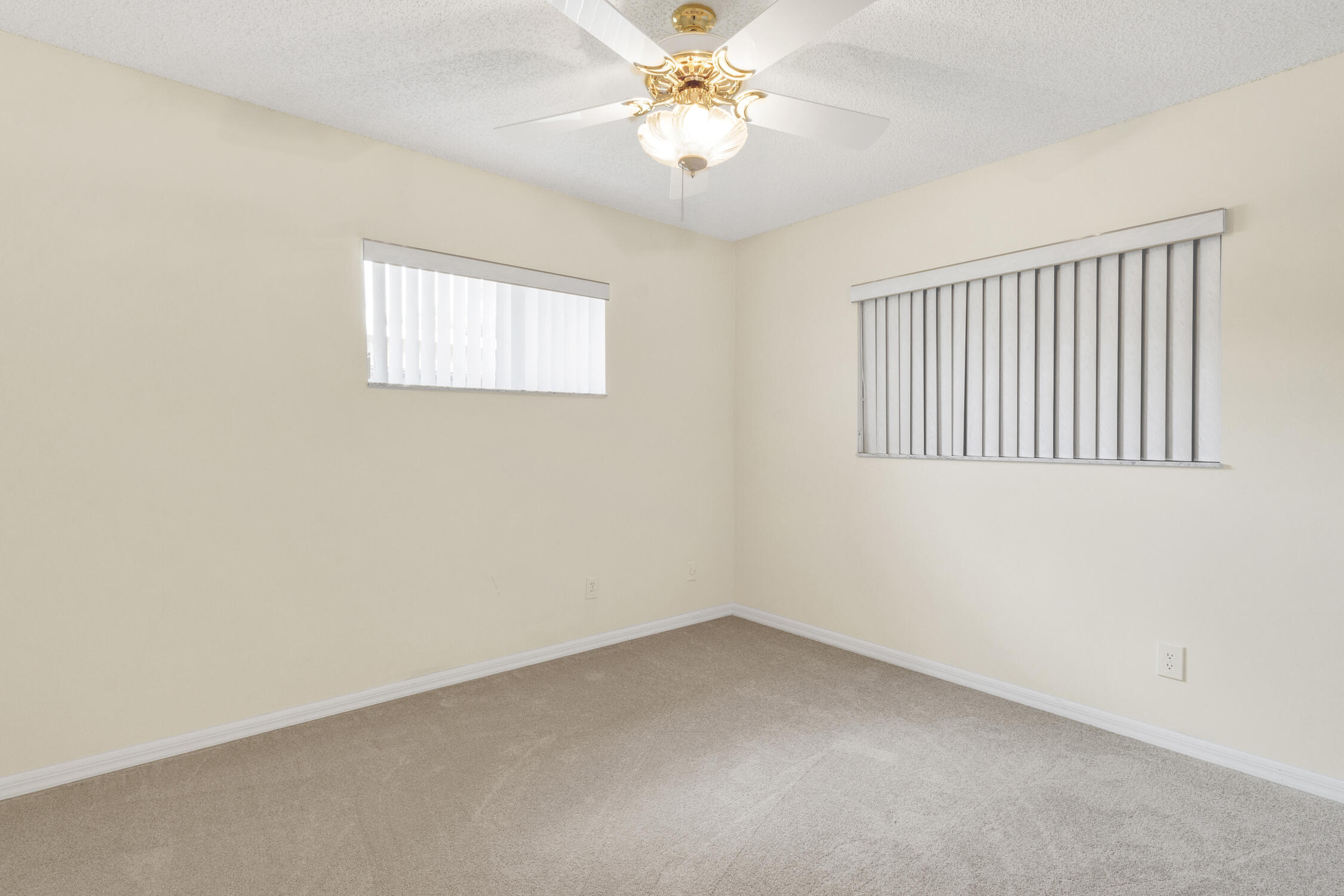 LAURELWOOD UNIT 3 - Residential