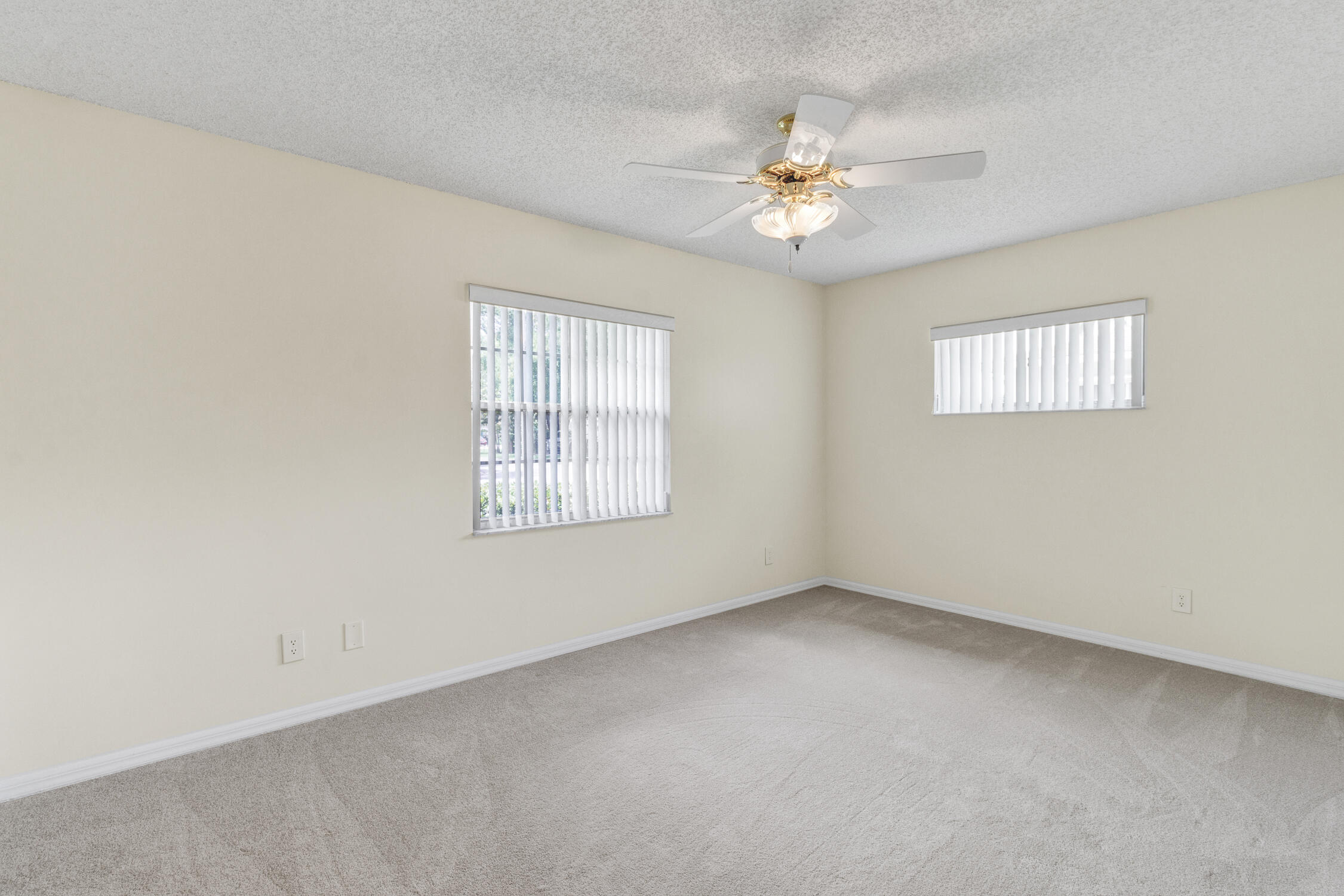 LAURELWOOD UNIT 3 - Residential