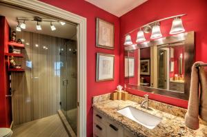 IMPERIAL ROYALE AT BOCA POINTE CONDO - Residential