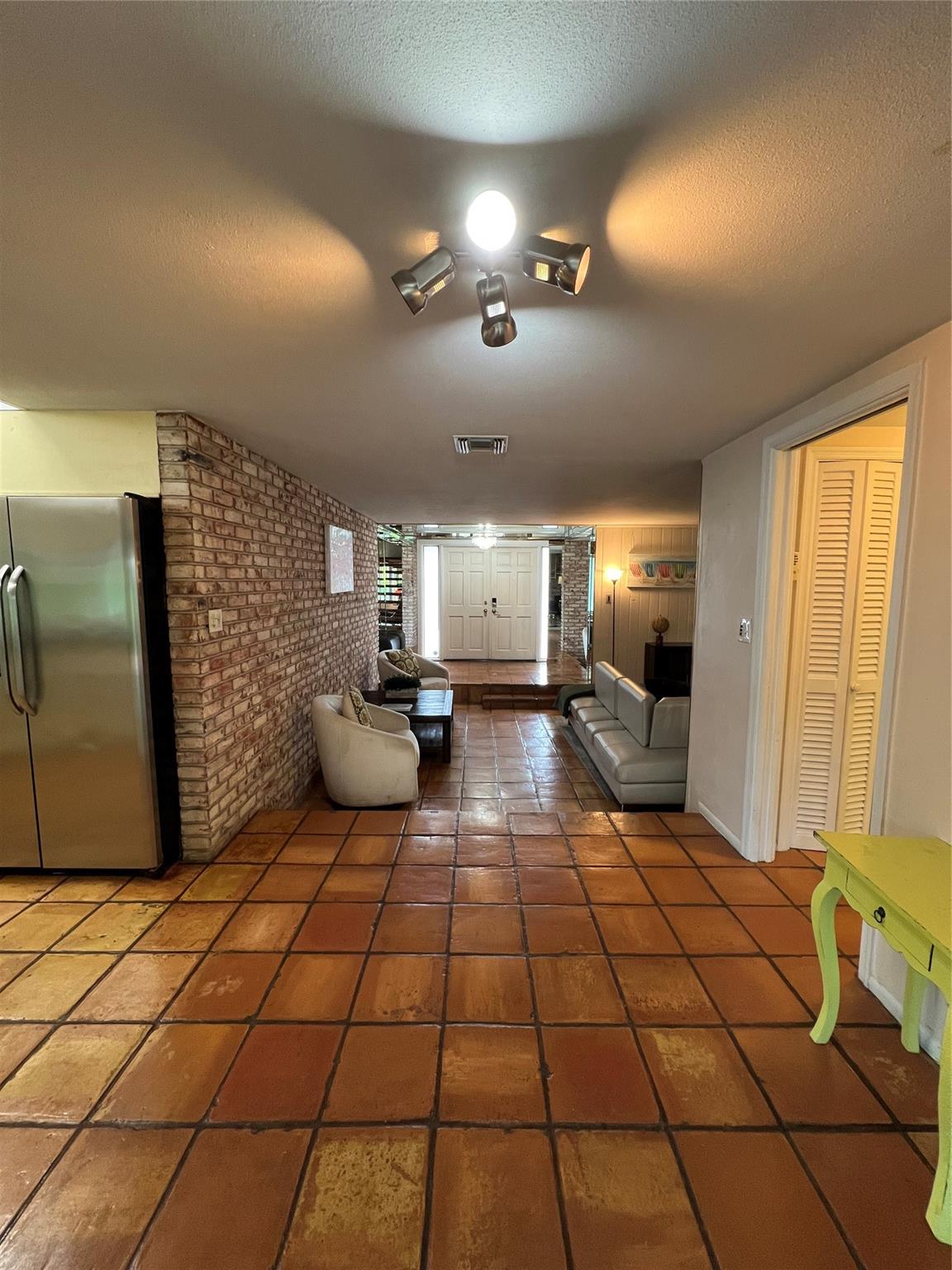 Coral Ridge Country Club - Residential Lease