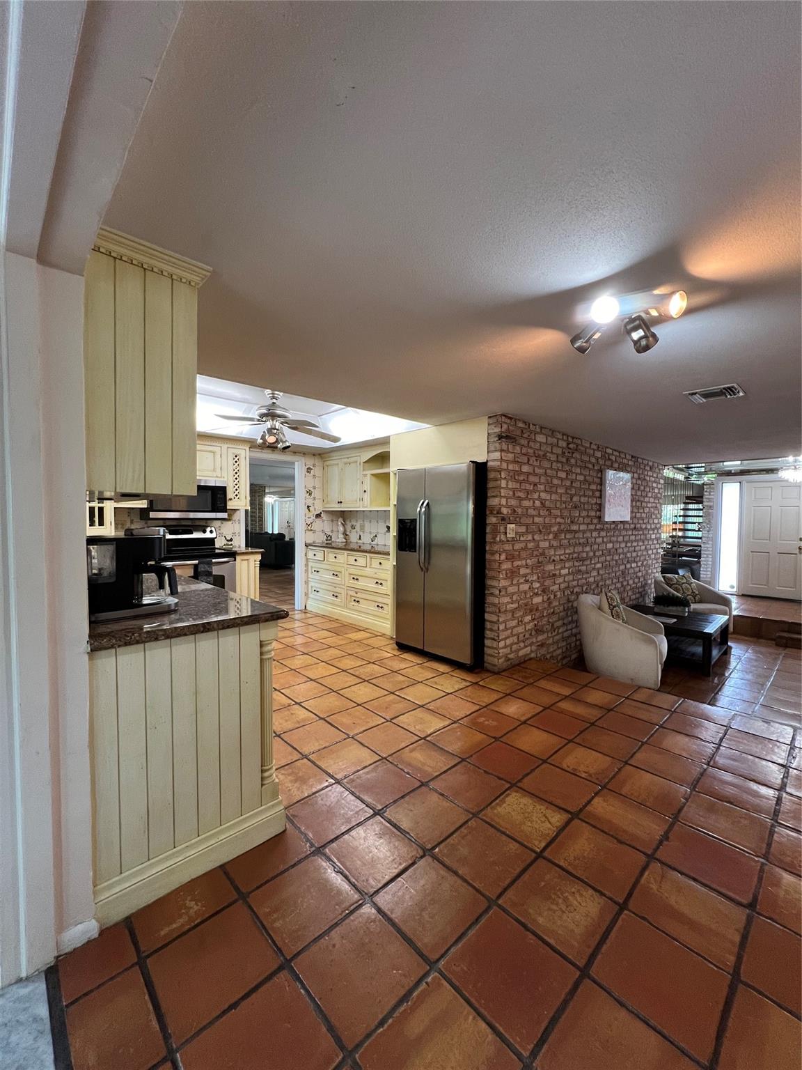 Coral Ridge Country Club - Residential Lease