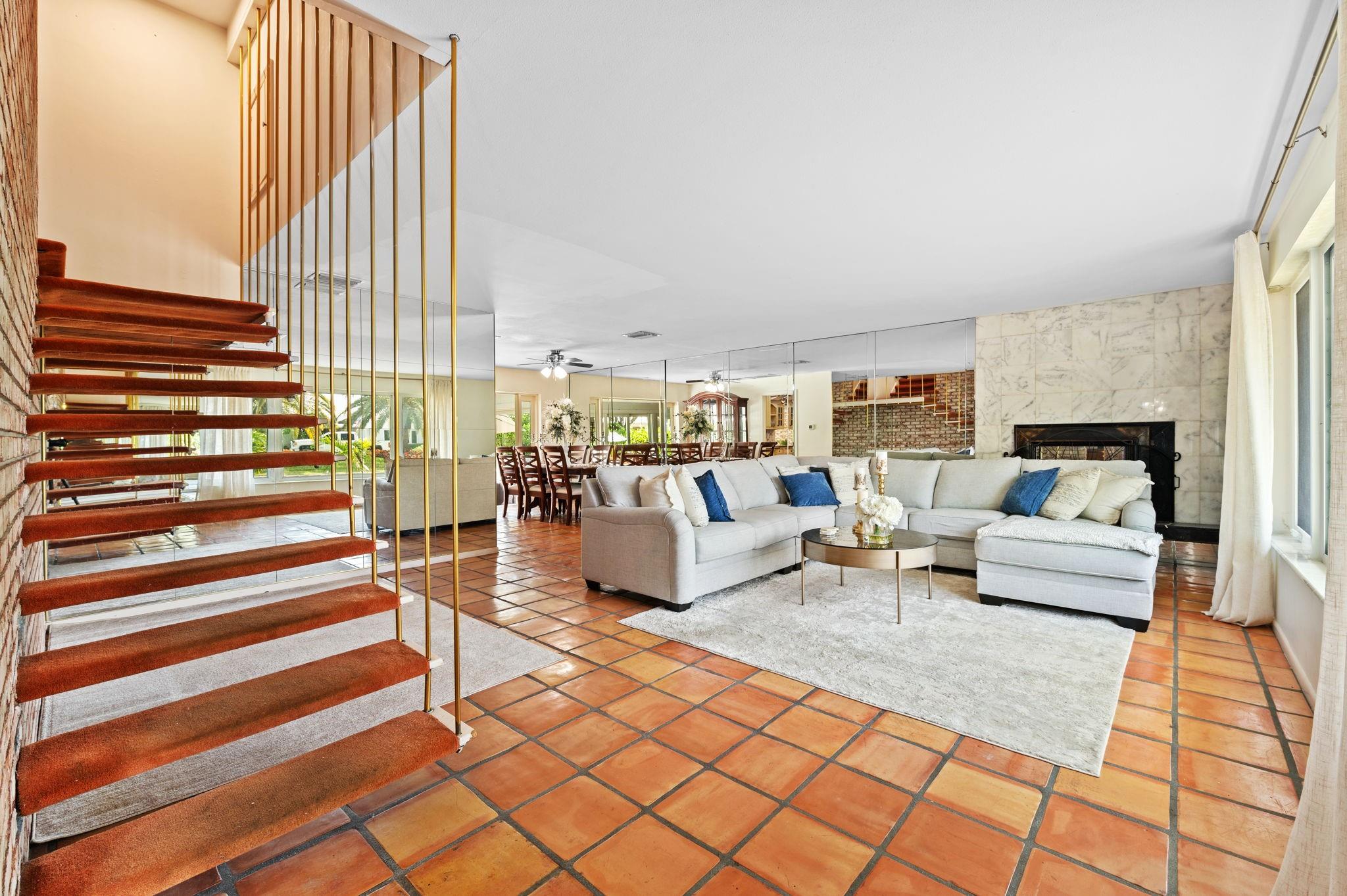 Coral Ridge Country Club - Residential Lease