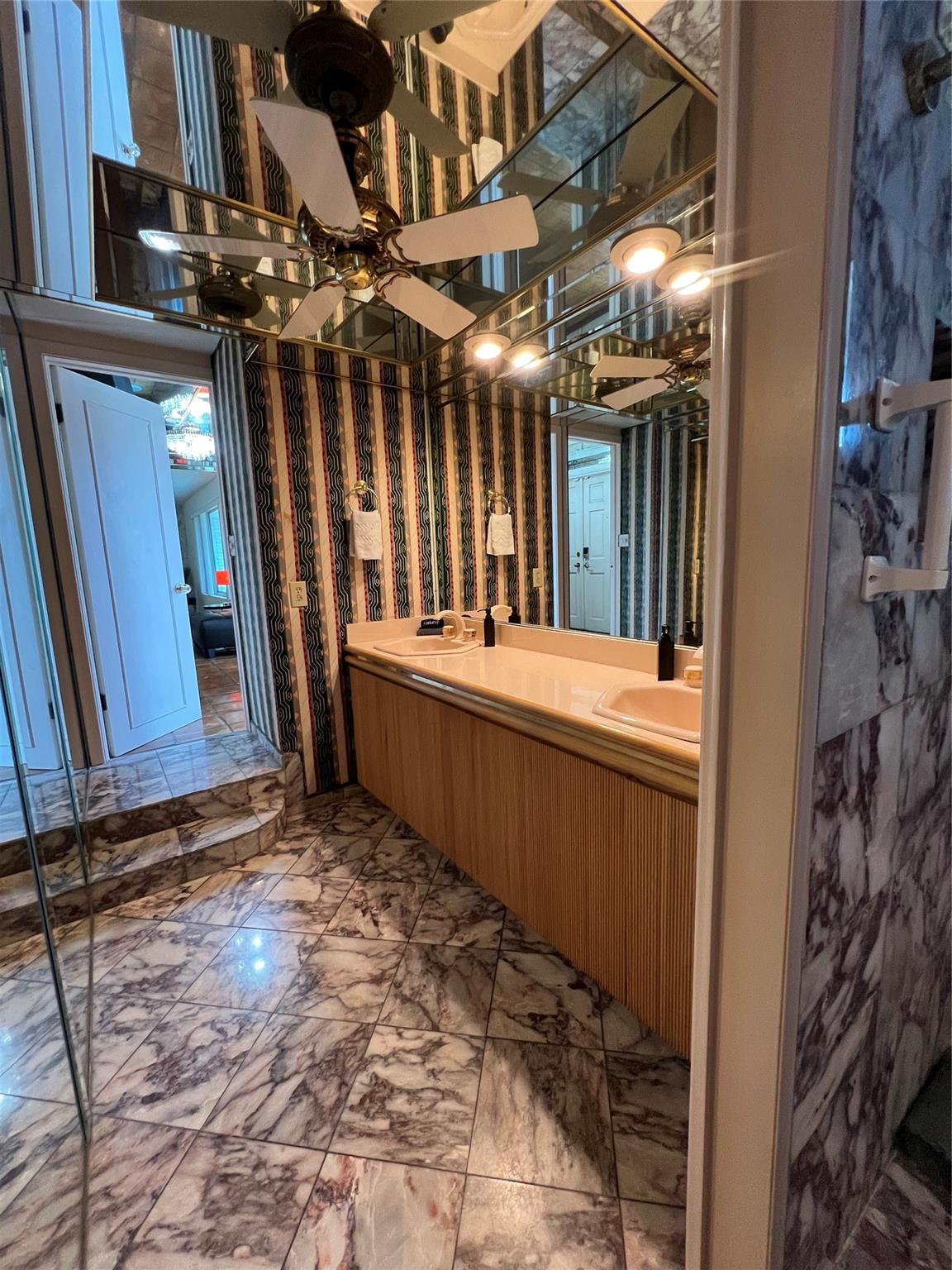 Coral Ridge Country Club - Residential Lease